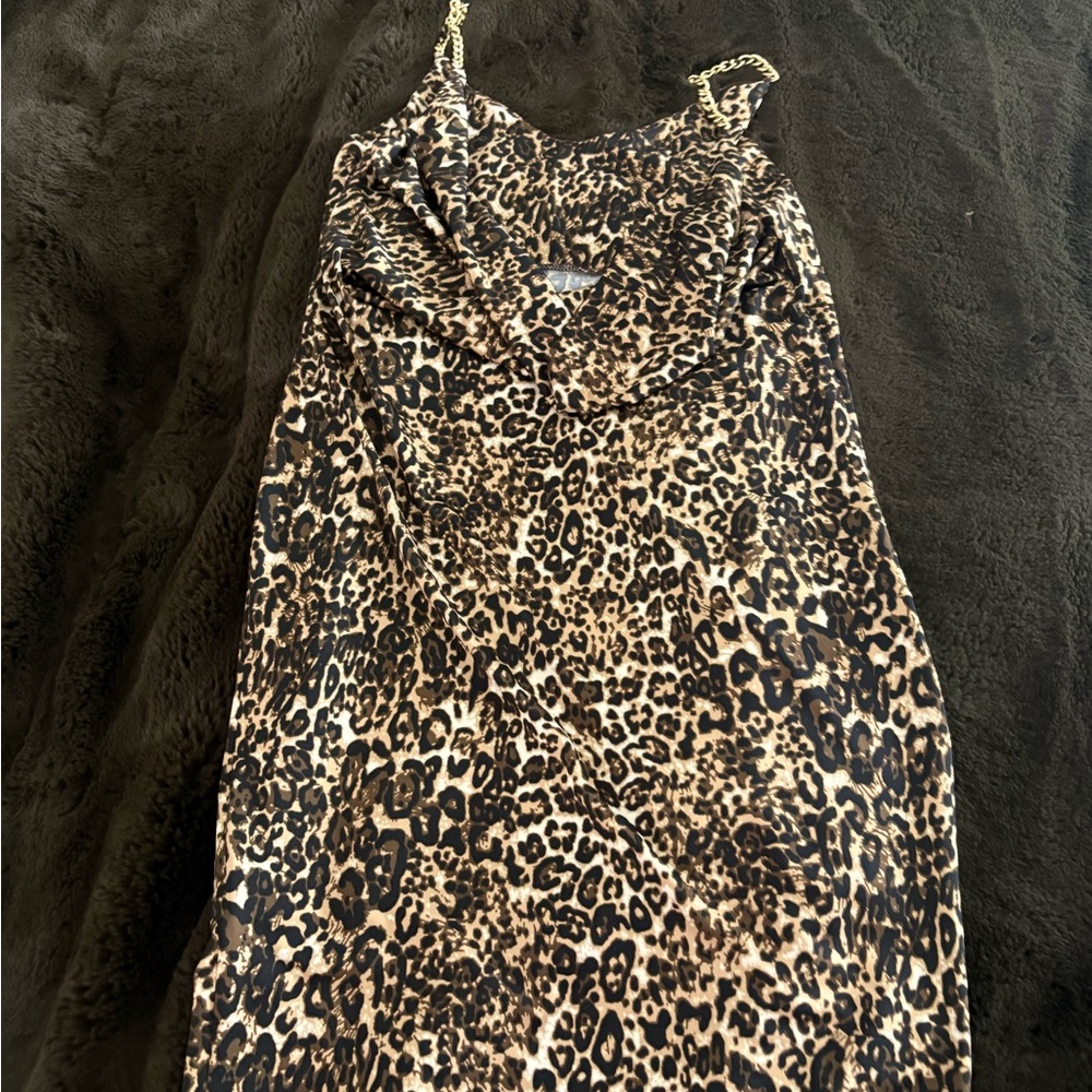 Women’s Bebe leopard dress - Picture 3 of 6